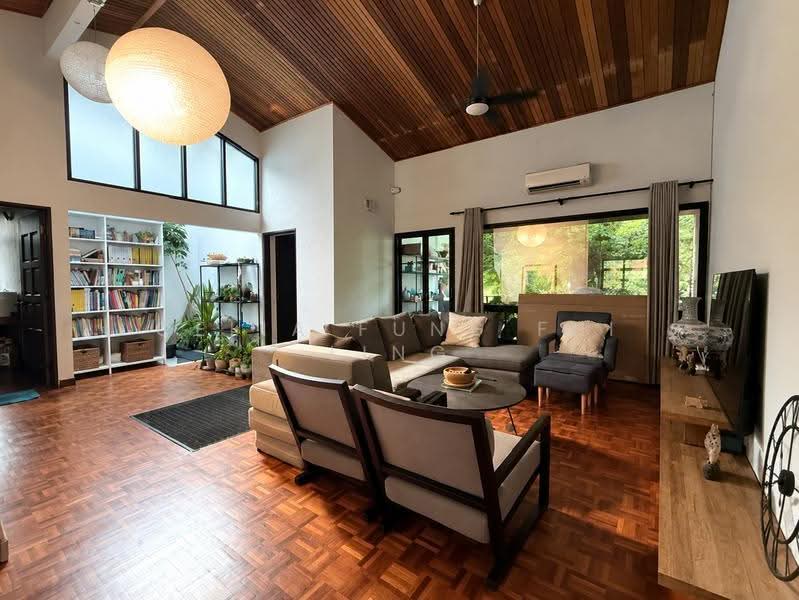 2-storey Terraced House for Sale in Gelugor (Penang) - Celia Fung Fui Ling - Living Room - PropertyGuru.com.my