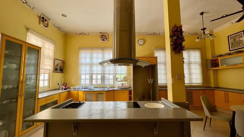 Bungalow House for Rent in Kota Damansara (Selangor) - Terence Wee - Kitchen - PropertyGuru.com.my