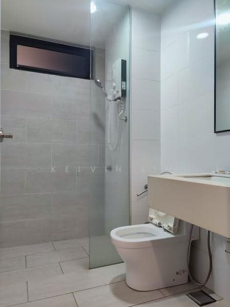 Kondominium untuk Dijual di Vertu Resort - Kelvin Lim - Bathroom - PropertyGuru.com.my