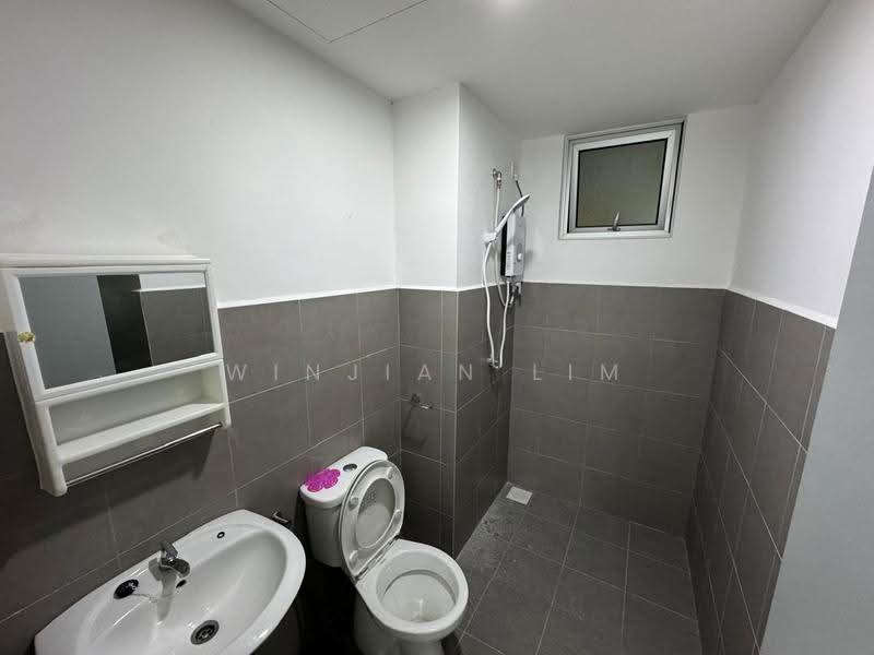 Apartment for Rent at Tangerine Suites - Winjian Lim - Bathroom - PropertyGuru.com.my