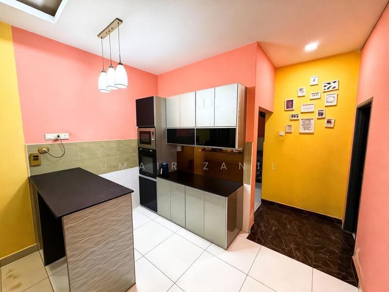 2-storey Terraced House for Sale in Taman Kempas Indah (Tebrau) - UMAIR ZANIL - Kitchen - PropertyGuru.com.my