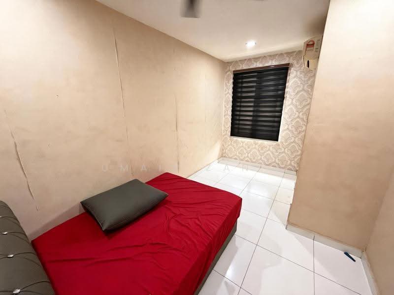 2-storey Terraced House for Sale in Taman Kempas Indah (Tebrau) - UMAIR ZANIL - Bedroom - PropertyGuru.com.my