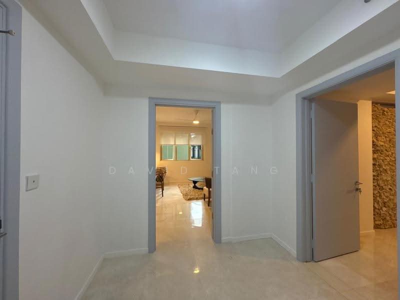 Kondominium untuk Dijual di Northpoint Residences - David Tang - Living Room - PropertyGuru.com.my