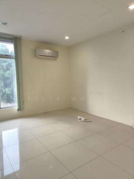 Shop for Sale in TAMAN PUCHONG UTAMA (Puchong) - Felix Wong - Interior - PropertyGuru.com.my