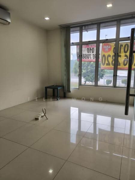 Shop for Sale in TAMAN PUCHONG UTAMA (Puchong) - Felix Wong - Interior - PropertyGuru.com.my