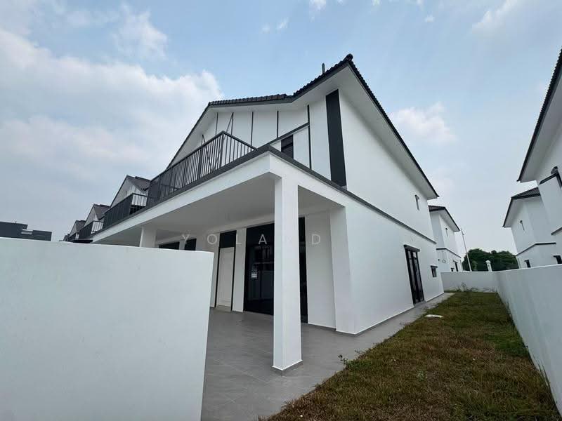 Rumah Teres 2-Tingkat untuk Dijual di Taman Ekoflora (Johor Bahru) - Yoland . - Exterior - PropertyGuru.com.my