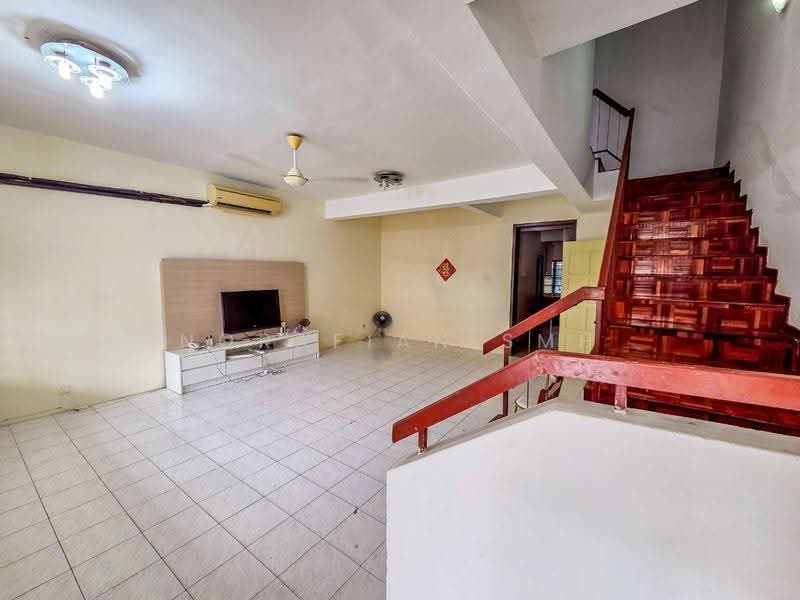 Rumah Teres 2-Tingkat untuk Dijual di Bandar Mahkota Cheras (Cheras) - Norafian SMH - Living Room - PropertyGuru.com.my