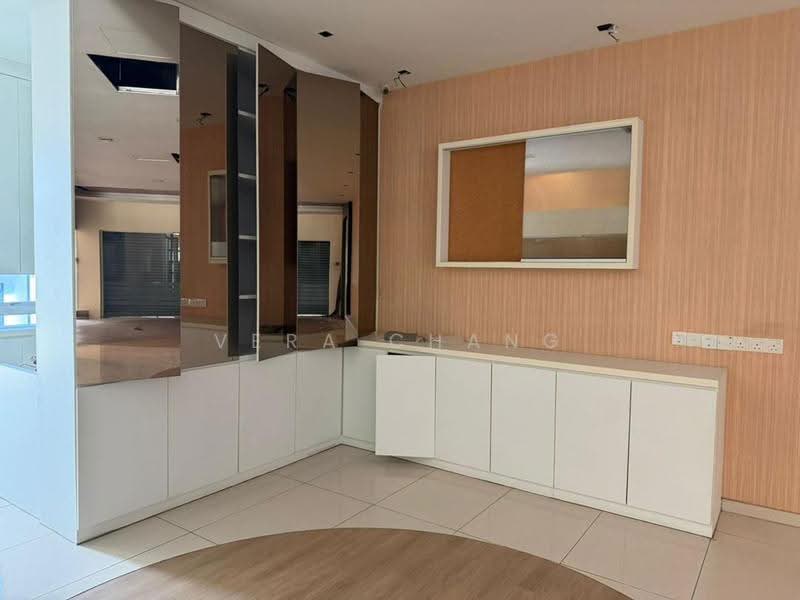 Shop for Rent in Taman Molek (Johor Bahru) - Vera Chang - Interior - PropertyGuru.com.my