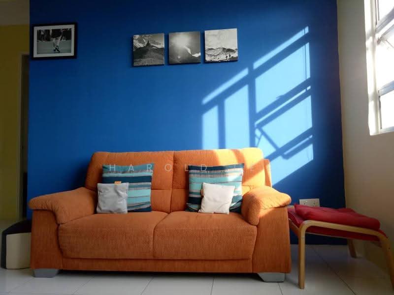 Apartment for Sale at The Pulse Condominium - Harold Lee - Living Room - PropertyGuru.com.my