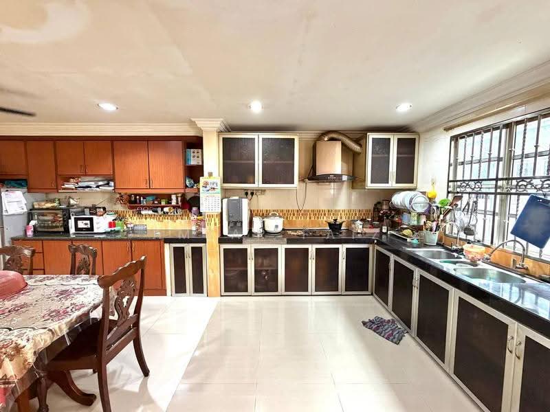 Rumah Teres 2-Tingkat untuk Dijual di Kota Emerald (Rawang) - Amzar Faiz - PropertyGuru.com.my