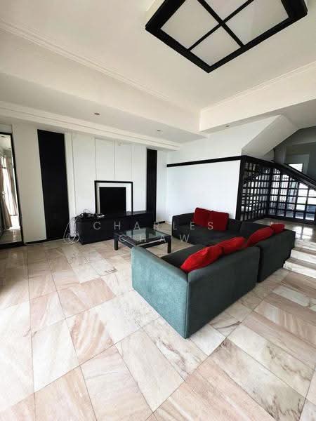Kondominium untuk Dijual di Diamond Villa Condominium - Charles Chaw - Living Room - PropertyGuru.com.my