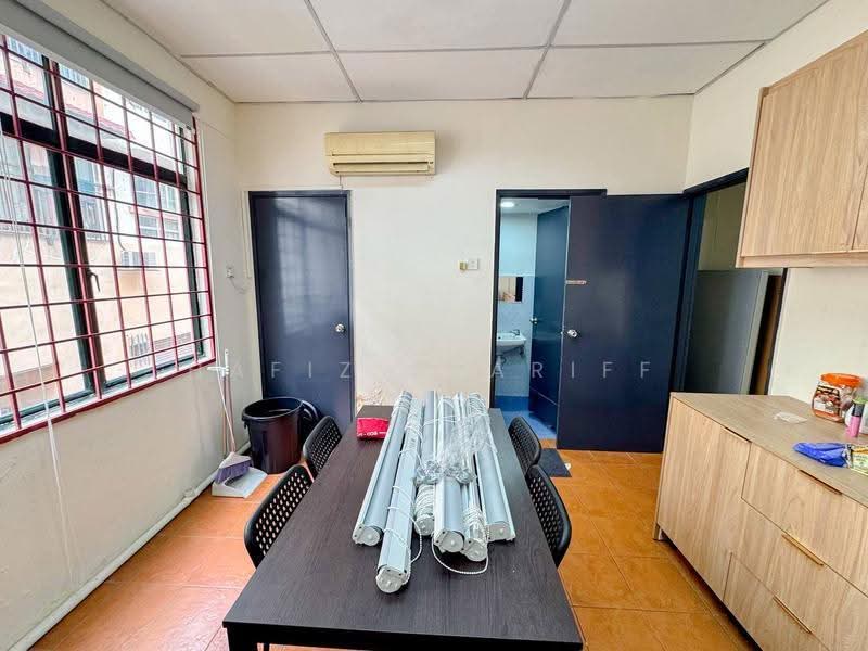 Shop / Office untuk Disewa di Damansara Damai (Selangor) - Hafiz Shariff - Interior - PropertyGuru.com.my