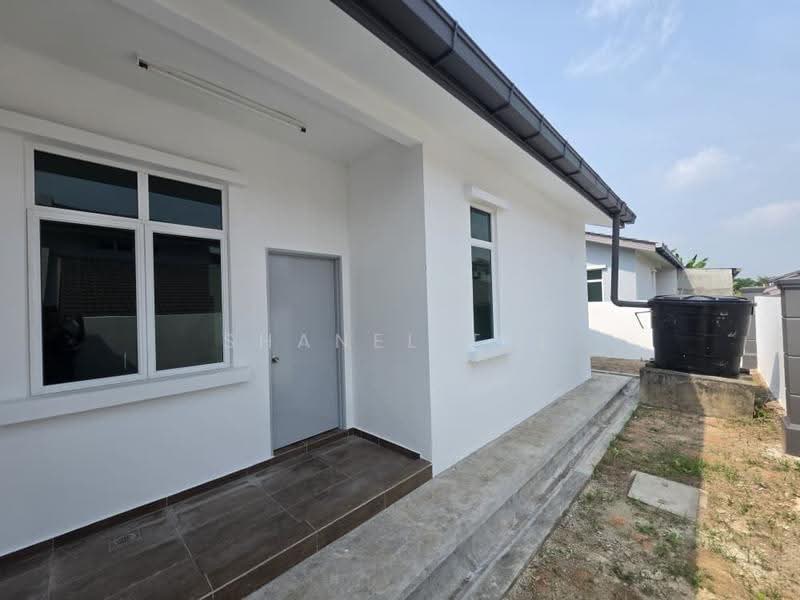 Rumah Berkembar untuk Dijual di Kluang (Johor) - Shanel Tee - Exterior - PropertyGuru.com.my