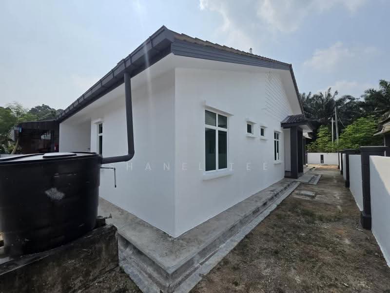 Rumah Berkembar untuk Dijual di Kluang (Johor) - Shanel Tee - Exterior - PropertyGuru.com.my