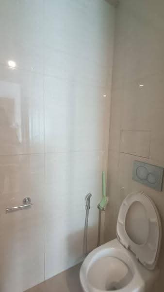 Service Residence for Rent at Puteri Cove Residences - Merry Chua - Bathroom - PropertyGuru.com.my