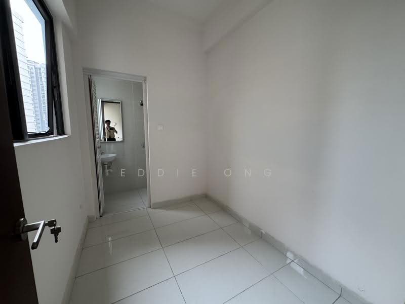 Kondominium untuk Dijual di Lovell @ Country Garden Danga Bay - Eddie Ong - Interior - PropertyGuru.com.my