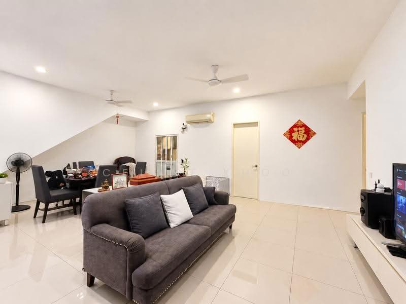 Kondominium untuk Disewa di EMBER @ Eco Ardence - Celine Khoo - Living Room - PropertyGuru.com.my