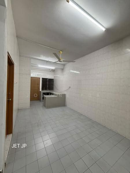 2-storey Terraced House for Rent in Taman Sentosa (Klang) - Joanne Pua - Kitchen - PropertyGuru.com.my