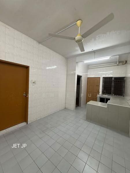 2-storey Terraced House for Rent in Taman Sentosa (Klang) - Joanne Pua - Kitchen - PropertyGuru.com.my