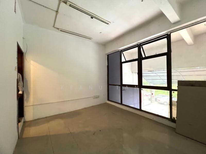 Office for Rent in Taman Bukit Idaman (Selayang) - Keanu Tan - Interior - PropertyGuru.com.my