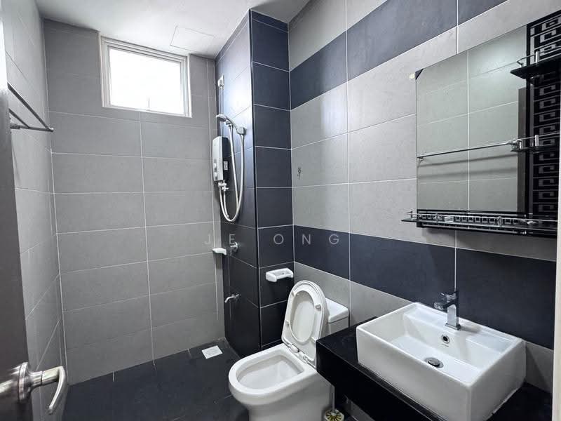 Kondominium untuk Disewa di M Condominium @ Larkin - JE ONG - Bathroom - PropertyGuru.com.my