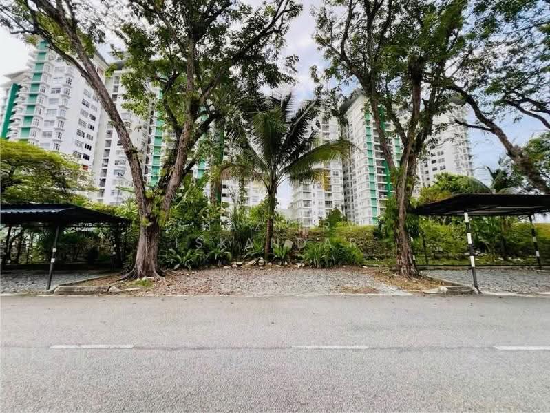 Rumah Teres 2-Tingkat untuk Dijual di Taman Cempaka (Ampang) - Shaziery Iskandar - Exterior - PropertyGuru.com.my