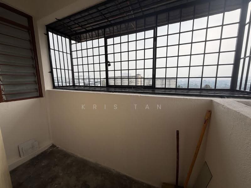 Flat for Rent at Flat Mahkota Cheras (L6 L7 L8 L9) - Kris Tan - Balcony - PropertyGuru.com.my