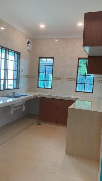 2-storey Terraced House for Rent in Taman Puncak Jalil (Seri Kembangan) - Jane Ker - Kitchen - PropertyGuru.com.my