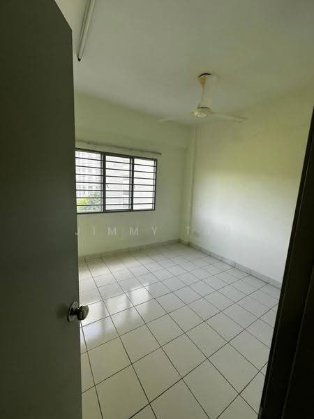 Pangsapuri untuk Dijual di Sutera Apartment Bandar Tun Hussein Onn - Jimmy Tan - Interior - PropertyGuru.com.my