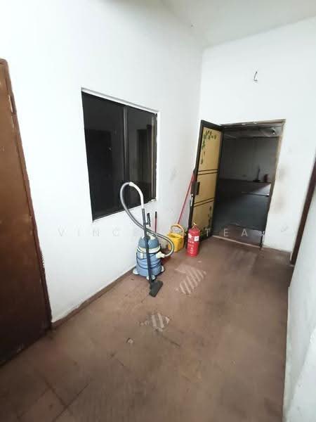 Shop / Office for Rent in Skudai (Johor) - Vincent Tea - Interior - PropertyGuru.com.my