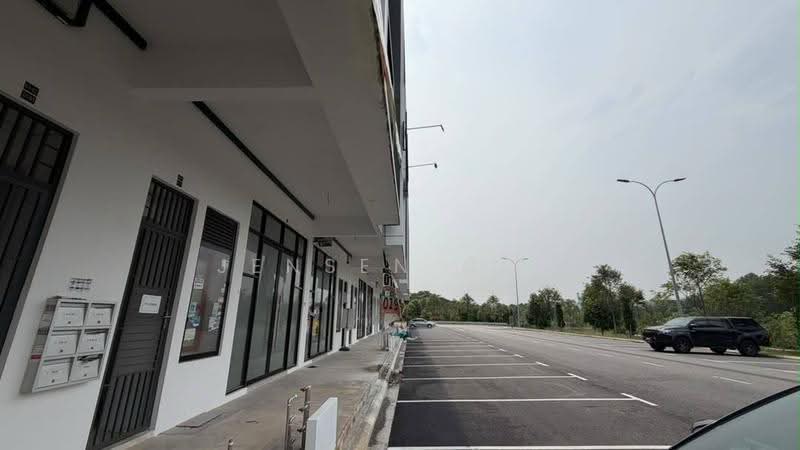 Shop for Rent in Austin Crest (Johor Bahru) - Jensen Goh - Exterior - PropertyGuru.com.my