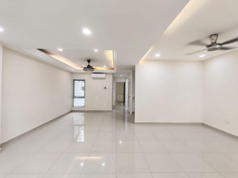 Rumah Teres 2-Tingkat untuk Disewa di Usj 20 (Subang Jaya) - Jack Khor Phor Jiing - Living Room - PropertyGuru.com.my