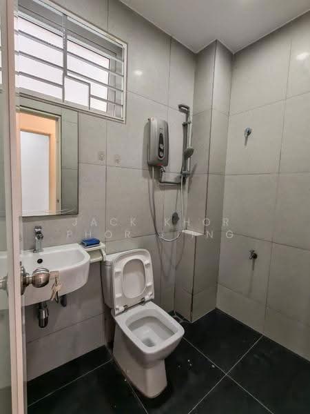Rumah Teres 2-Tingkat untuk Disewa di Usj 20 (Subang Jaya) - Jack Khor Phor Jiing - Bathroom - PropertyGuru.com.my