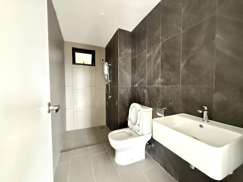 Kondominium untuk Dijual di Tuai Timur - GABRIEL GOH - Bathroom - PropertyGuru.com.my