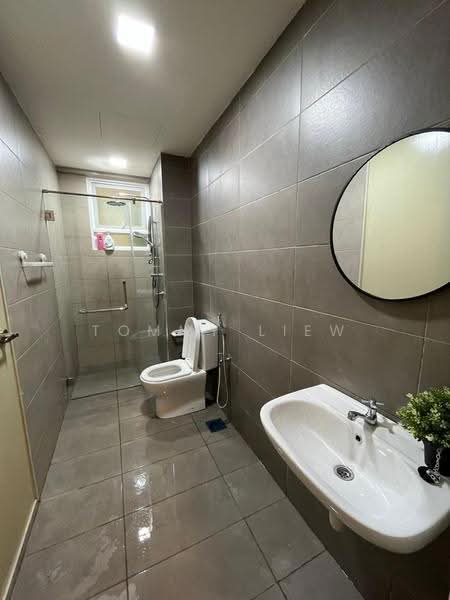 Kondominium untuk Dijual di Mutiara Ville - Tommy Liew - Bathroom - PropertyGuru.com.my