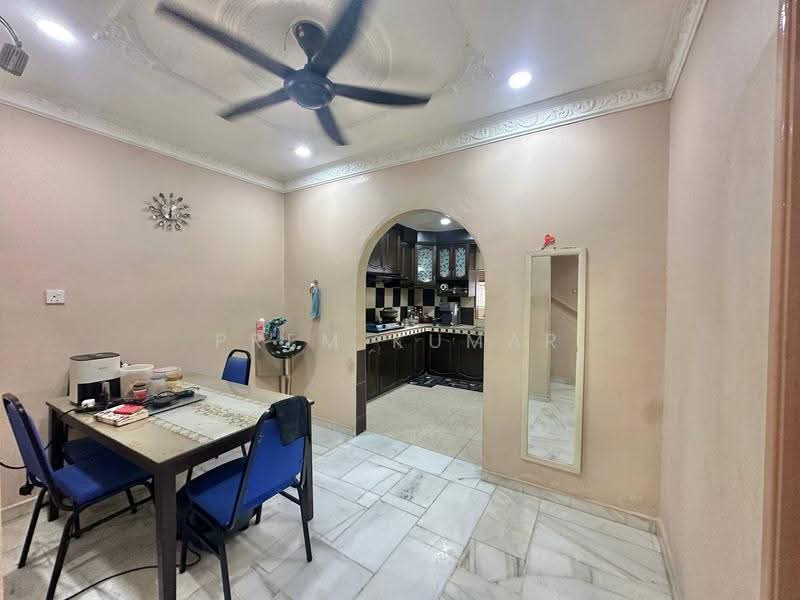 Rumah Teres 2-Tingkat untuk Dijual di Putra Heights (Subang Jaya) - Prem Kumar - Dining Room - PropertyGuru.com.my