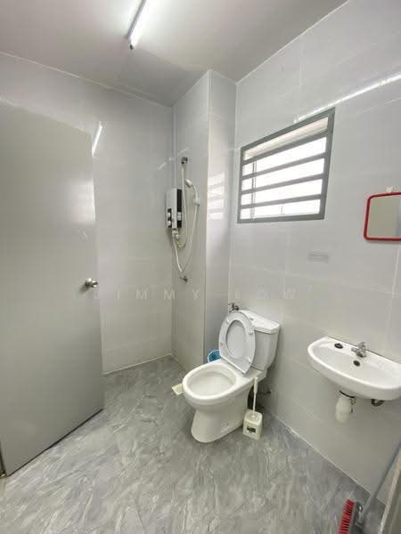 Rumah Teres 2-Tingkat untuk Disewa di Bentong (Pahang) - Jimmy Low - Bathroom - PropertyGuru.com.my