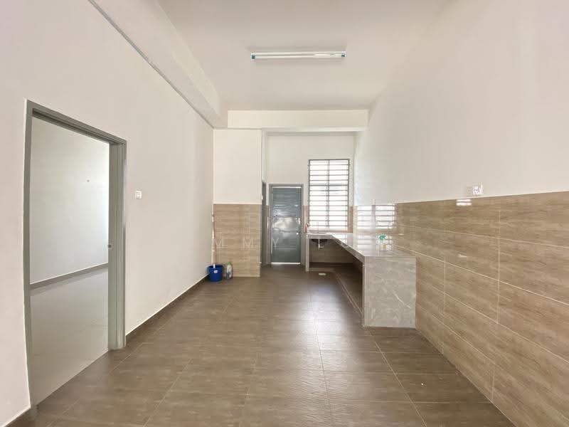Rumah Teres 2-Tingkat untuk Disewa di Bentong (Pahang) - Jimmy Low - Kitchen - PropertyGuru.com.my