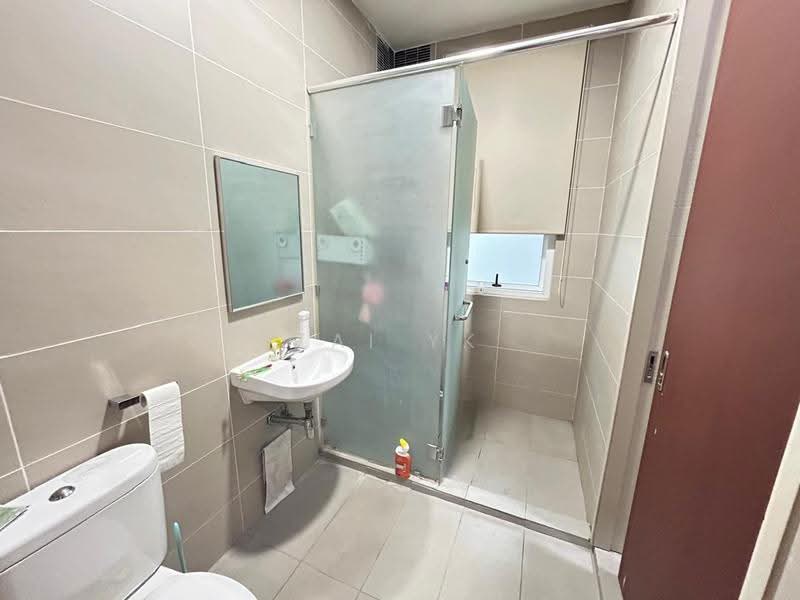 Terraced House for Sale in Temasya Glenmarie (Glenmarie) - Lai YK - Bathroom - PropertyGuru.com.my
