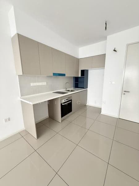 Kediaman Servis untuk Dijual di Residensi Estetik 8 (Est8) - Chriz Chen - Kitchen - PropertyGuru.com.my
