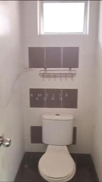 Kedai untuk Disewa di Chemor (Perak) - Amelia Kong - Bathroom - PropertyGuru.com.my