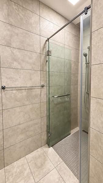 Kediaman Servis untuk Disewa di The Sentral Suites - Jay Selvam - Bathroom - PropertyGuru.com.my