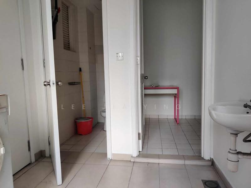 Kondominium untuk Dijual di Kiaraville - Lee Jia Ying - Bathroom - PropertyGuru.com.my
