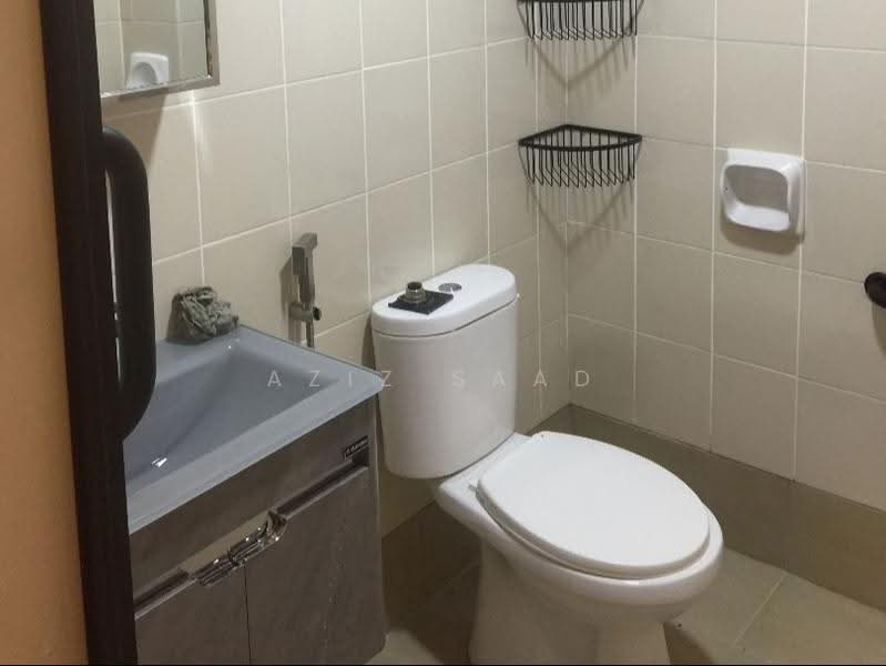 Pangsapuri untuk Disewa di Alam Budiman (Sri Budiman) - Aziz Saad - Bathroom - PropertyGuru.com.my