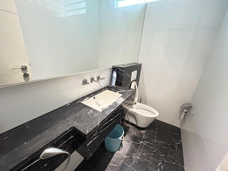 Bungalow House for Sale in Seksyen U1 (Glenmarie) - Lai YK - Bathroom - PropertyGuru.com.my
