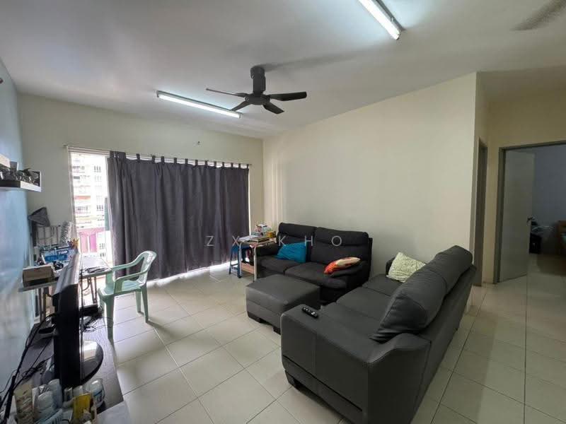 Kondominium untuk Dijual di Platinum Lake PV 12 - ZX KHO - Living Room - PropertyGuru.com.my