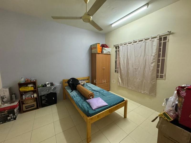 Kondominium untuk Dijual di Platinum Lake PV 12 - ZX KHO - Bedroom - PropertyGuru.com.my