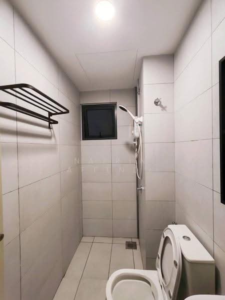 Service Residence for Rent at Kampung Melayu Subang - Nazrin Affendy - Bathroom - PropertyGuru.com.my