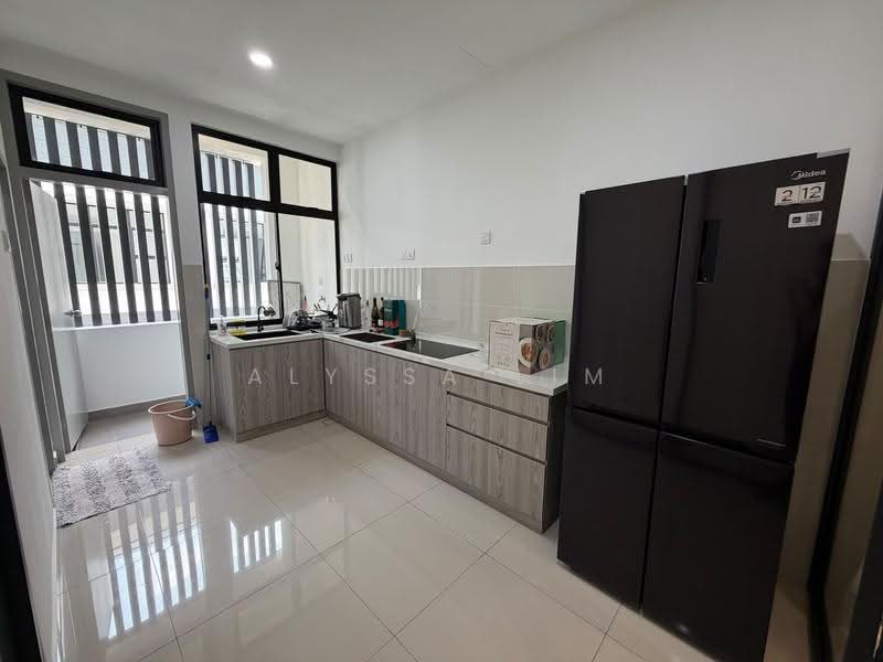 Rumah Teres 2-Tingkat untuk Disewa di Taman Molek (Johor Bahru) - Alyssa Lim - PropertyGuru.com.my