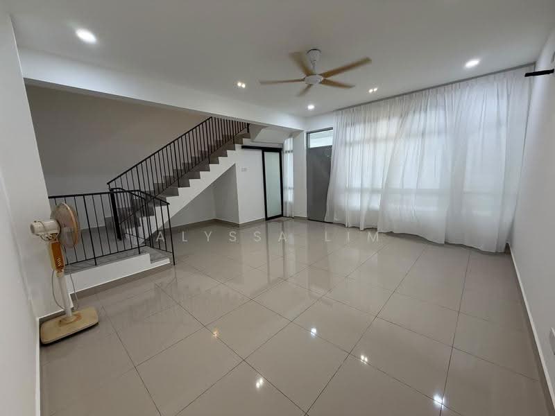 Rumah Teres 2-Tingkat untuk Disewa di Taman Molek (Johor Bahru) - Alyssa Lim - PropertyGuru.com.my